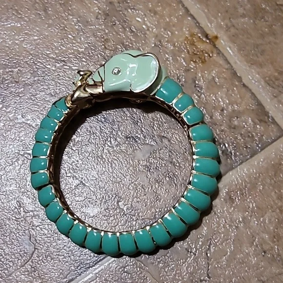 Kohl s Jewelry Elephant Bracelet Poshmark
